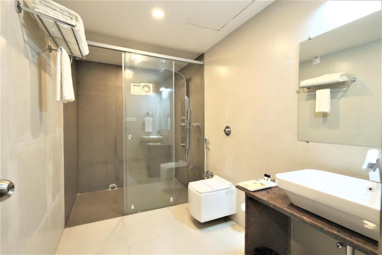 Hotel Sidh Vedantha ปัฏนา ภายนอก รูปภาพ