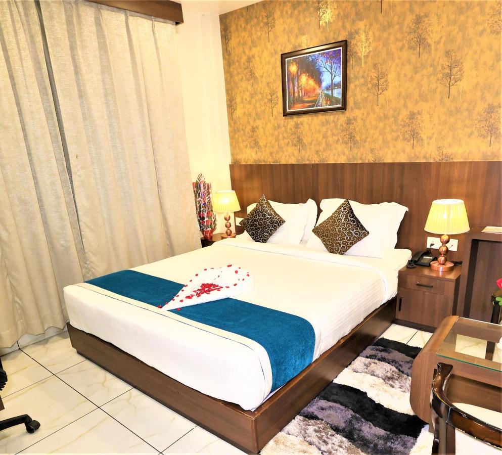Hotel Sidh Vedantha ปัฏนา ภายนอก รูปภาพ