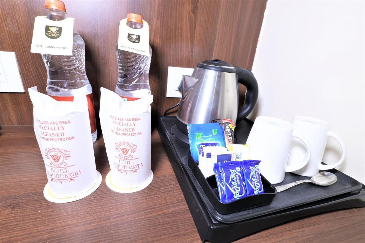 Hotel Sidh Vedantha ปัฏนา ภายนอก รูปภาพ