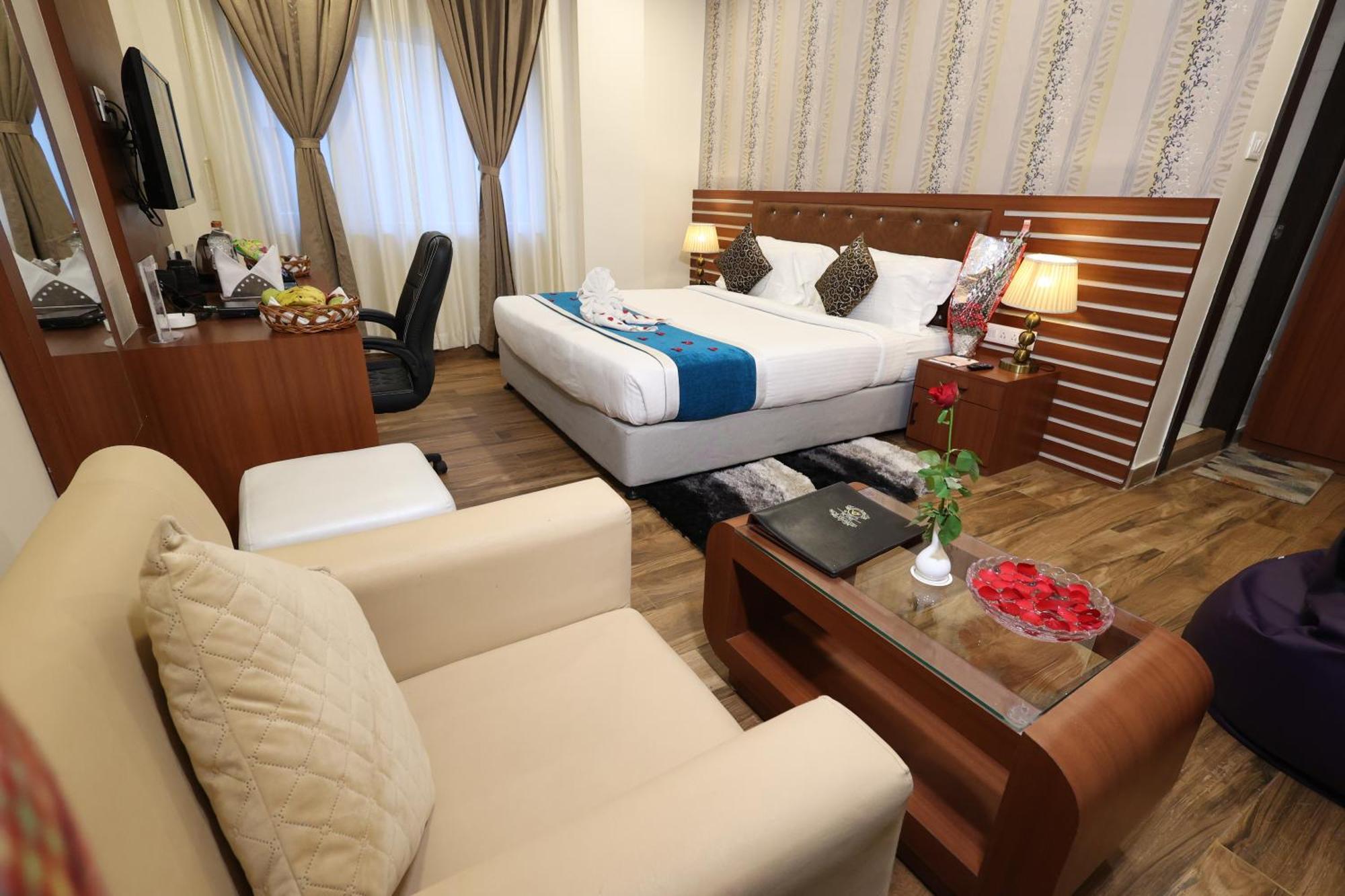 Hotel Sidh Vedantha ปัฏนา ภายนอก รูปภาพ