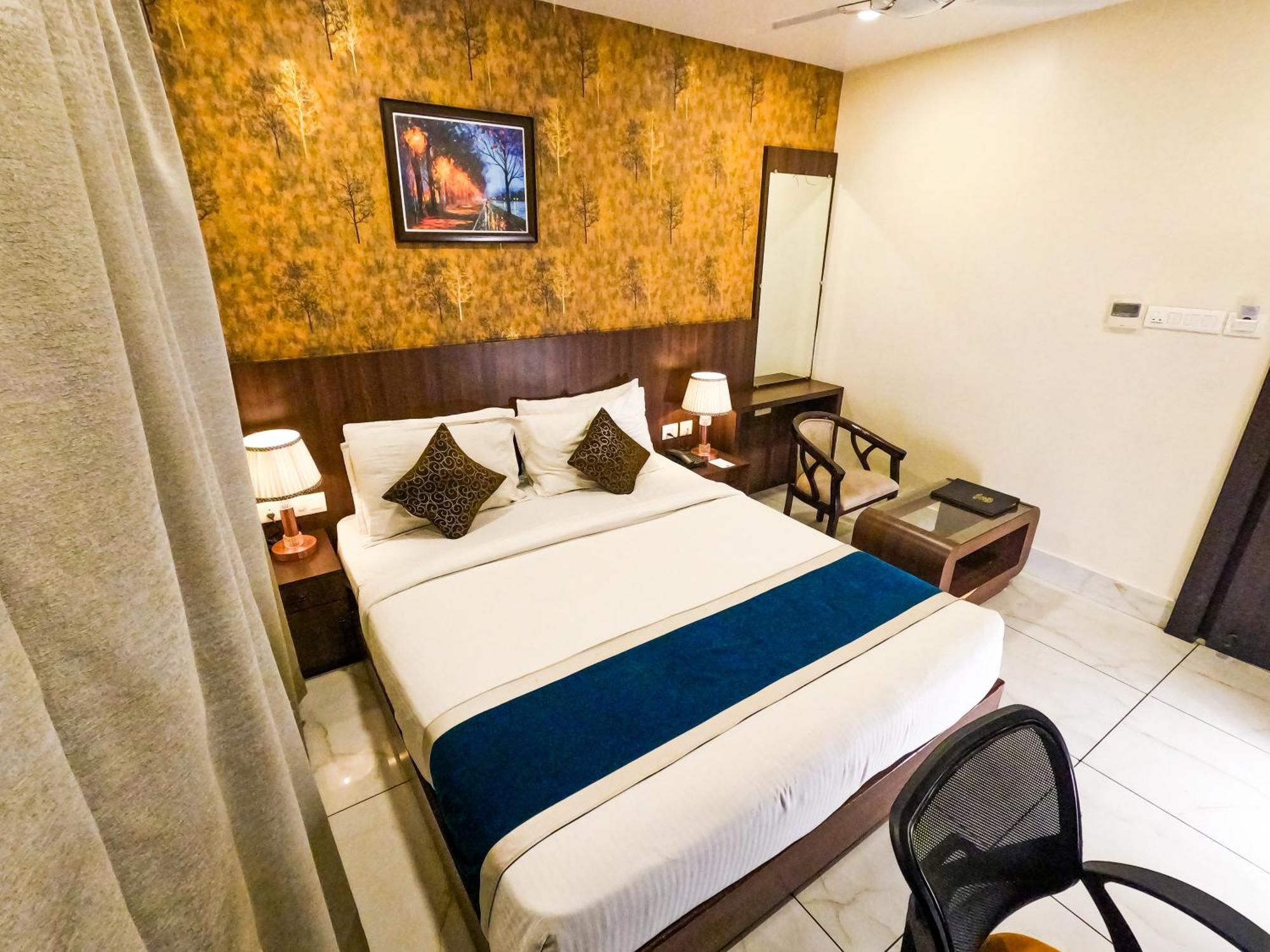 Hotel Sidh Vedantha ปัฏนา ภายนอก รูปภาพ